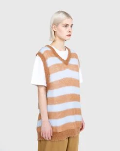 Highsnobiety – Sweater Vest Brown/Light Blue -Acne Studios Clothing 02.07.23 On Model079 42TjwlX