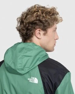 The North Face – Hydrenaline Jacket 2000 Deep Grass Green/TNF Black -Acne Studios Clothing 03.15.23 TheNorthFac j rfwgbr