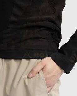 ROA – Half Zip 3D Knit Black -Acne Studios Clothing 04.06.23 Roa0040 bg9fnFwZ