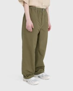 Highsnobiety – Contrast Stitch Pants Khaki -Acne Studios Clothing On Model0735 x71BFUK8