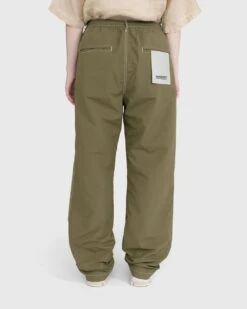Highsnobiety – Contrast Stitch Pants Khaki -Acne Studios Clothing On Model0740 H8 E9nVD