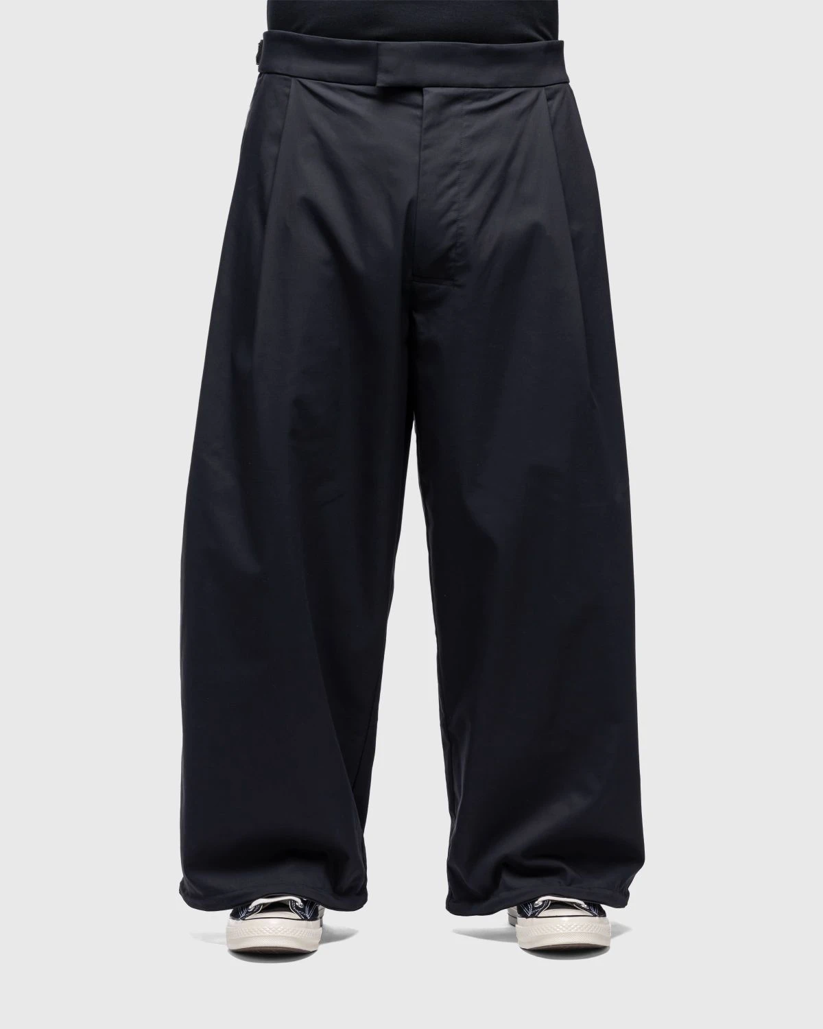 ACRONYM – P48-CH Micro Twill Pleated Trouser Black 2 ACRONYM – P48-CH Micro Twill Pleated Trouser Black - Image 2